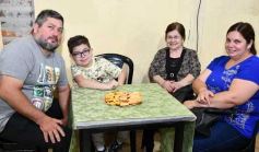 Foto de la galería: Con fiesta sorpresa incluida, Teresa Montiel recibió y compartió su feliz cumpleaños