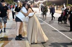 Foto de la galería: Con gran energía estudiantil y la hinchada a pleno: la estudiantina vivió su última noche de calle