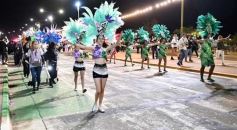 Foto de la galería: Con gran energía estudiantil y la hinchada a pleno: la estudiantina vivió su última noche de calle