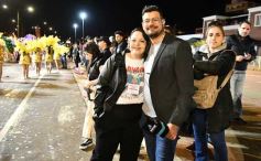 Foto de la galería: Con gran energía estudiantil y la hinchada a pleno: la estudiantina vivió su última noche de calle