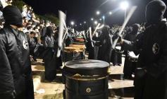 Foto de la galería: Con gran energía estudiantil y la hinchada a pleno: la estudiantina vivió su última noche de calle