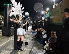 Foto de la galería: Con gran energía estudiantil y la hinchada a pleno: la estudiantina vivió su última noche de calle
