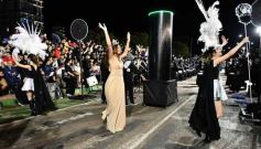 Foto de la galería: Con gran energía estudiantil y la hinchada a pleno: la estudiantina vivió su última noche de calle