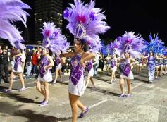 Foto de la galería: Con gran energía estudiantil y la hinchada a pleno: la estudiantina vivió su última noche de calle