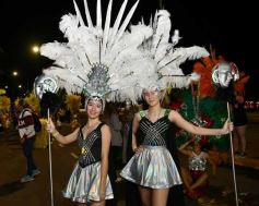 Foto de la galería: Con gran energía estudiantil y la hinchada a pleno: la estudiantina vivió su última noche de calle