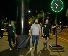 Foto de la galería: Con gran energía estudiantil y la hinchada a pleno: la estudiantina vivió su última noche de calle