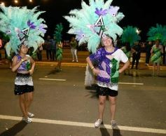 Foto de la galería: Con gran energía estudiantil y la hinchada a pleno: la estudiantina vivió su última noche de calle