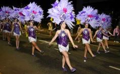 Foto de la galería: Con gran energía estudiantil y la hinchada a pleno: la estudiantina vivió su última noche de calle