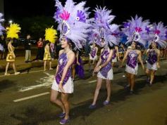 Foto de la galería: Con gran energía estudiantil y la hinchada a pleno: la estudiantina vivió su última noche de calle