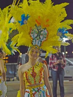 Foto de la galería: Con gran energía estudiantil y la hinchada a pleno: la estudiantina vivió su última noche de calle