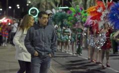 Foto de la galería: Con gran energía estudiantil y la hinchada a pleno: la estudiantina vivió su última noche de calle
