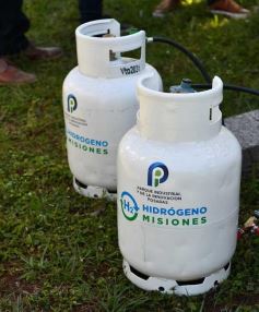 Foto de la galería: Gestión ambiental: Herrera Ahuad y Cabandié recorrieron el Parque Industrial de Posadas