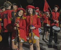 Foto de la galería: Estudiantina: otras postales que dejó la cuarta noche en la costanera