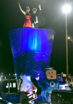 Foto de la galería: Estudiantina: otras postales que dejó la cuarta noche en la costanera