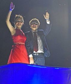 Foto de la galería: Estudiantina: otras postales que dejó la cuarta noche en la costanera