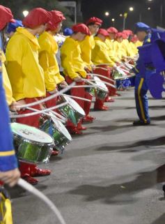 Foto de la galería: Estudiantina: otras postales que dejó la cuarta noche en la costanera