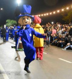 Foto de la galería: Estudiantina: otras postales que dejó la cuarta noche en la costanera