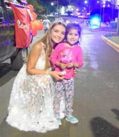 Foto de la galería: Estudiantina: otras postales que dejó la cuarta noche en la costanera