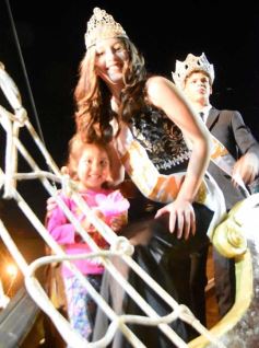 Foto de la galería: Estudiantina: otras postales que dejó la cuarta noche en la costanera