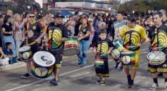 Foto de la galería: Estudiantina: otras postales que dejó la cuarta noche en la costanera