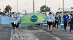 Foto de la galería: Estudiantina: otras postales que dejó la cuarta noche en la costanera