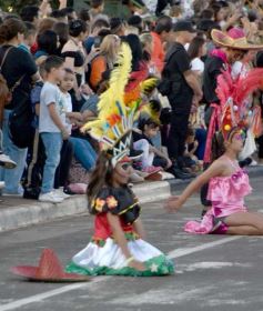 Foto de la galería: Estudiantina: otras postales que dejó la cuarta noche en la costanera