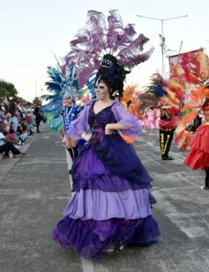 Foto de la galería: Estudiantina: otras postales que dejó la cuarta noche en la costanera