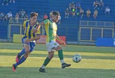 Foto de la galería: Con goleada en casa los auriazules sumaron su primer triunfo en el Regional Amateur
