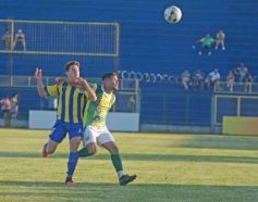 Foto de la galería: Con goleada en casa los auriazules sumaron su primer triunfo en el Regional Amateur