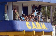 Foto de la galería: Con goleada en casa los auriazules sumaron su primer triunfo en el Regional Amateur