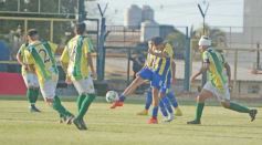 Foto de la galería: Con goleada en casa los auriazules sumaron su primer triunfo en el Regional Amateur