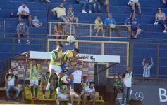 Foto de la galería: Con goleada en casa los auriazules sumaron su primer triunfo en el Regional Amateur