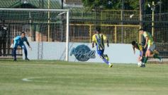 Foto de la galería: Con goleada en casa los auriazules sumaron su primer triunfo en el Regional Amateur