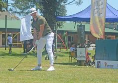 Foto de la galería: Abierto de Golf: el título en la tierra colorada fue para el puntano Puma Domínguez