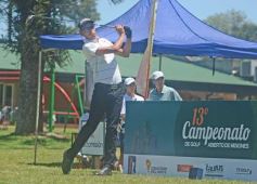 Foto de la galería: Abierto de Golf: el título en la tierra colorada fue para el puntano Puma Domínguez