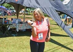 Foto de la galería: Las chicas del Hockey Nacional hicieron rodar la bocha en la capital misionera