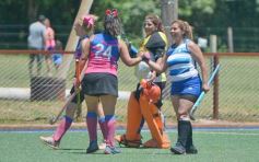 Foto de la galería: Las chicas del Hockey Nacional hicieron rodar la bocha en la capital misionera
