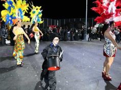 Foto de la galería: Show de Scolas: con un público colmado los estudiantes se despidieron de la estudiantina posadeña
