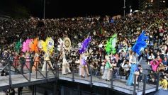 Foto de la galería: Show de Scolas: con un público colmado los estudiantes se despidieron de la estudiantina posadeña