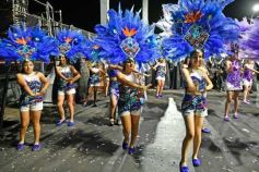 Foto de la galería: Show de Scolas: con un público colmado los estudiantes se despidieron de la estudiantina posadeña