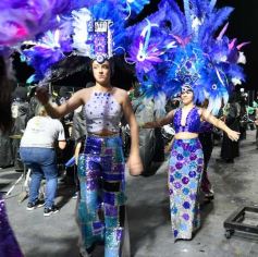 Foto de la galería: Show de Scolas: con un público colmado los estudiantes se despidieron de la estudiantina posadeña