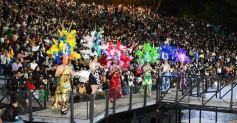 Foto de la galería: Show de Scolas: con un público colmado los estudiantes se despidieron de la estudiantina posadeña