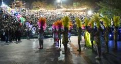 Foto de la galería: Show de Scolas: con un público colmado los estudiantes se despidieron de la estudiantina posadeña