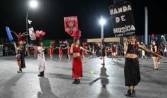 Foto de la galería: Show de Scolas: con un público colmado los estudiantes se despidieron de la estudiantina posadeña