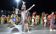 Foto de la galería: Show de Scolas: con un público colmado los estudiantes se despidieron de la estudiantina posadeña
