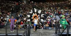 Foto de la galería: Show de Scolas: con un público colmado los estudiantes se despidieron de la estudiantina posadeña