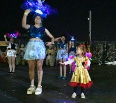 Foto de la galería: Show de Scolas: con un público colmado los estudiantes se despidieron de la estudiantina posadeña