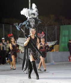 Foto de la galería: Show de Scolas: con un público colmado los estudiantes se despidieron de la estudiantina posadeña