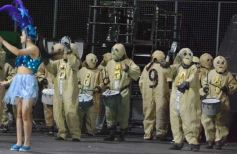 Foto de la galería: Show de Scolas: con un público colmado los estudiantes se despidieron de la estudiantina posadeña