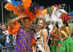 Foto de la galería: Show de Scolas: con un público colmado los estudiantes se despidieron de la estudiantina posadeña